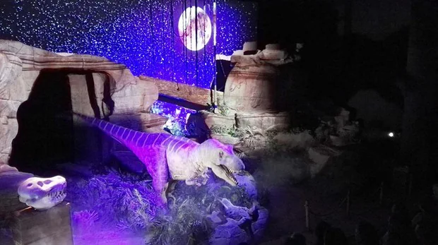 Dinópolis rejuvenece el Tyrannosaurus rex animatrónico