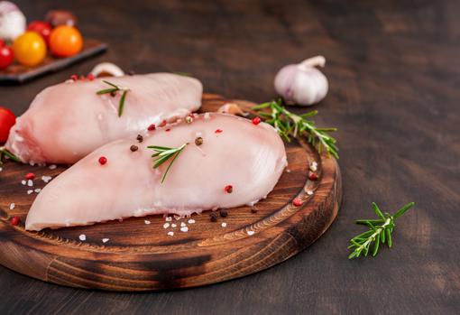 ¿Lavar la carne cruda hace que sea más seguro su consumo?