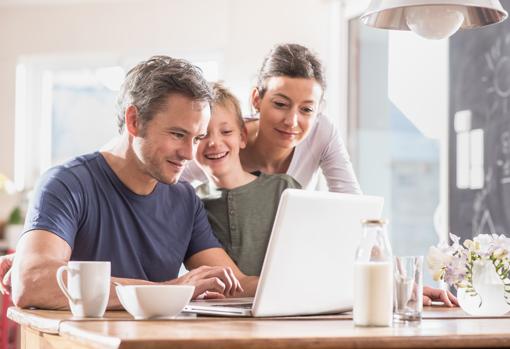 El 62% de madres limita en tiempo el uso de la tecnología a sus hijos sin tener en cuenta el contenido