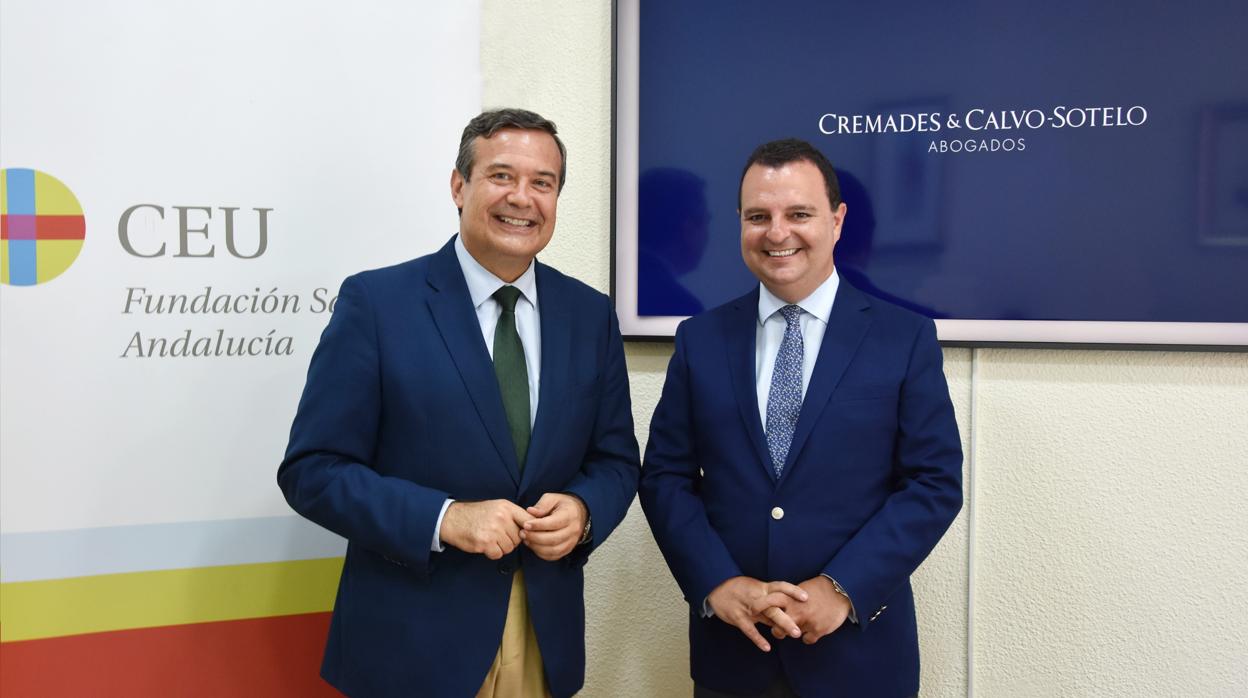 Juan Carlos Hernández Buades, CEO-Director General de CEU Andalucía, y Francisco J. Fernández Romero, Socio Director de Cremades-Calvo Sotelo Sevilla