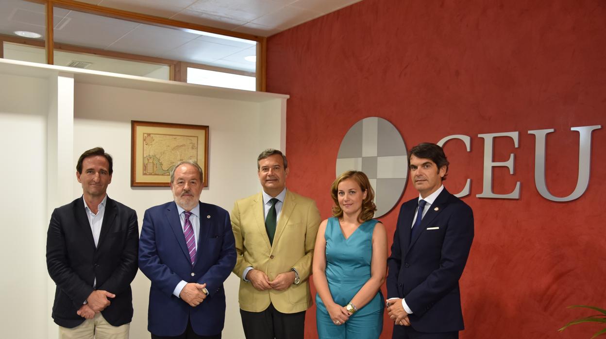 Colaboración entre CEU Andalucía y el Grupo IHP Pediatría