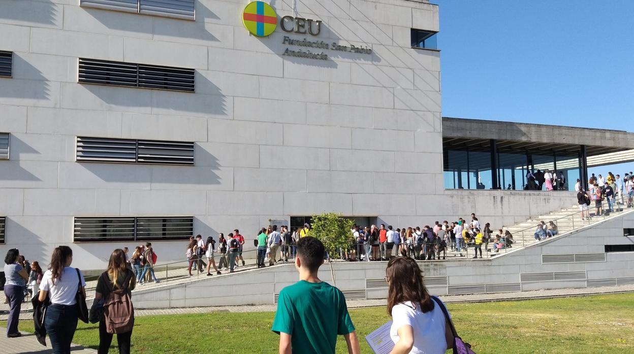 CEU Andalucía apuesta por la movilidad sostenible en su Campus CEU-CITEA