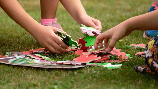 Recomiendan regalar puzles y juegos de ingenio a niños para desarrollar su percepción y memoria visual