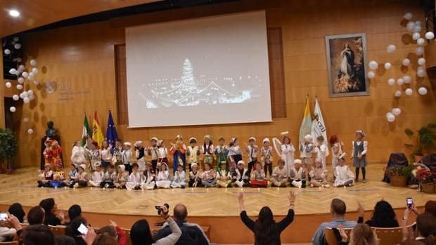 Los más pequeños del Colegio CEU San Pablo Sevilla celebran la Navidad