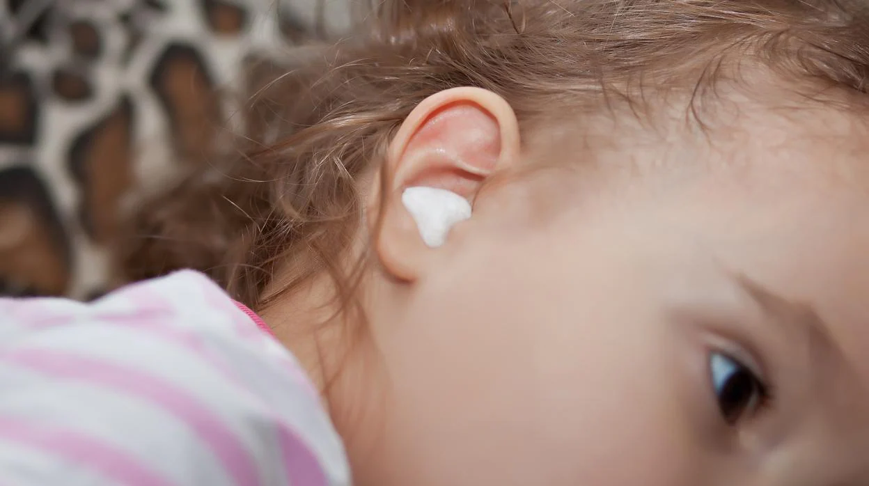 Las otitis con supuración mal tratadas pueden mermar de forma irreversible la capacidad auditiva en niños