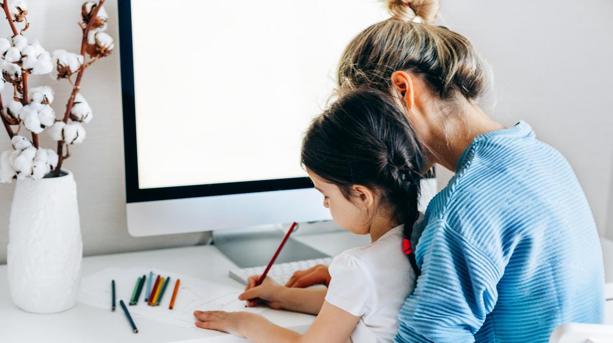 Las mujeres monoparentales son las que más dificultades tienen para acceder al empleo por la pandemia