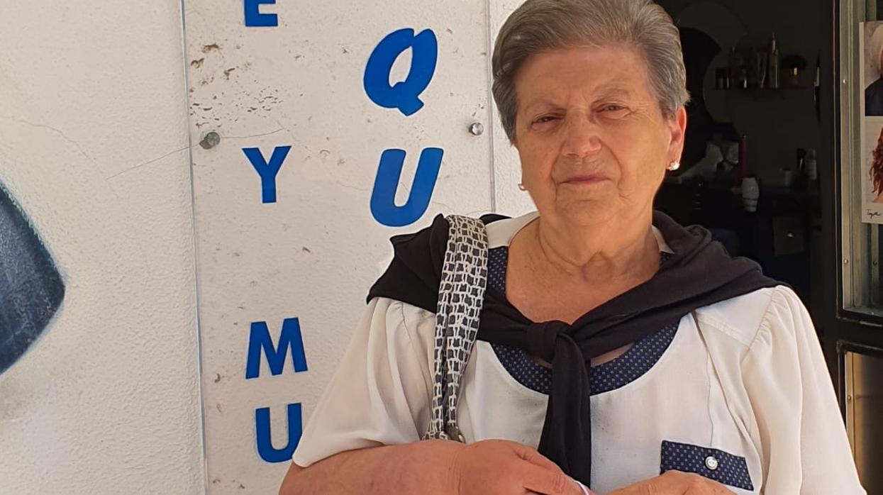 Manuela, 73 años: «Me duele todo el cuerpo, estoy en horas bajas»