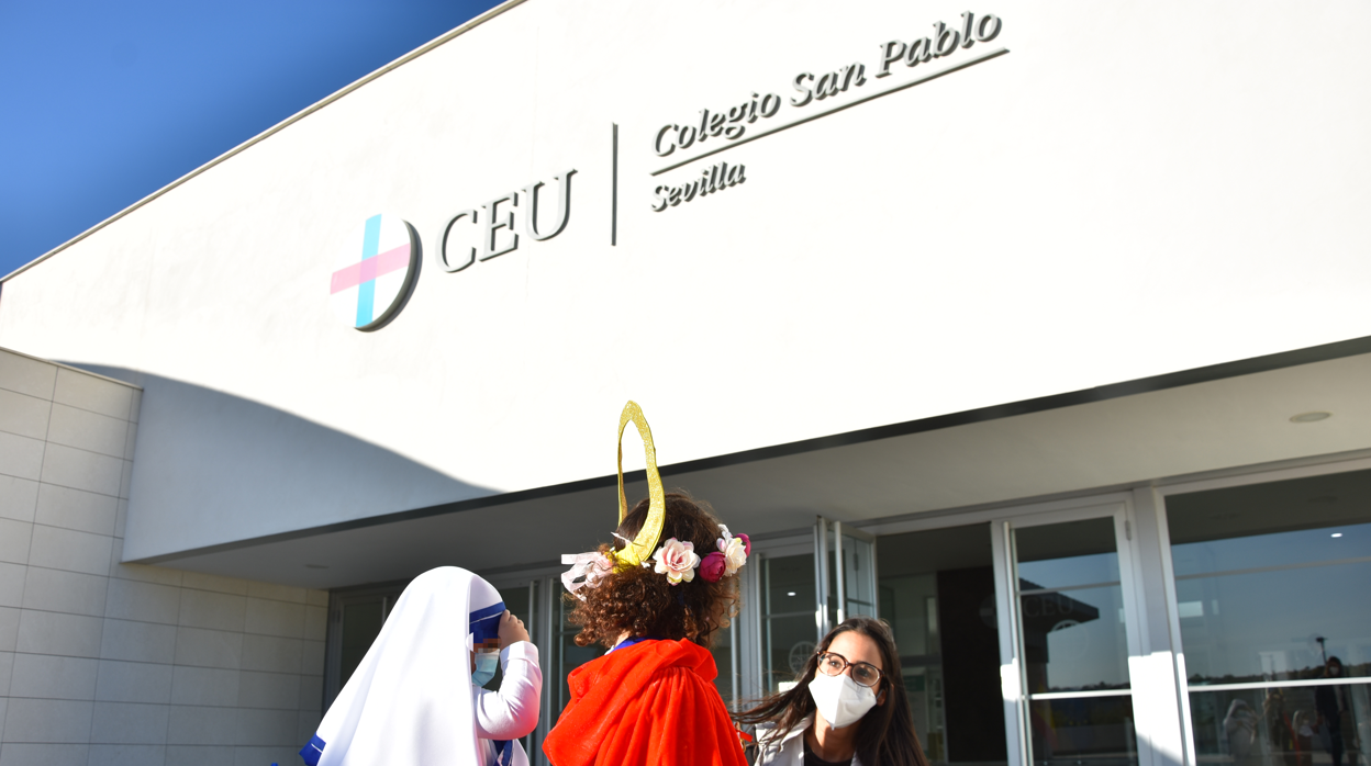 El Colegio CEU San Pablo Sevilla celebra el Día de Todos los Santos