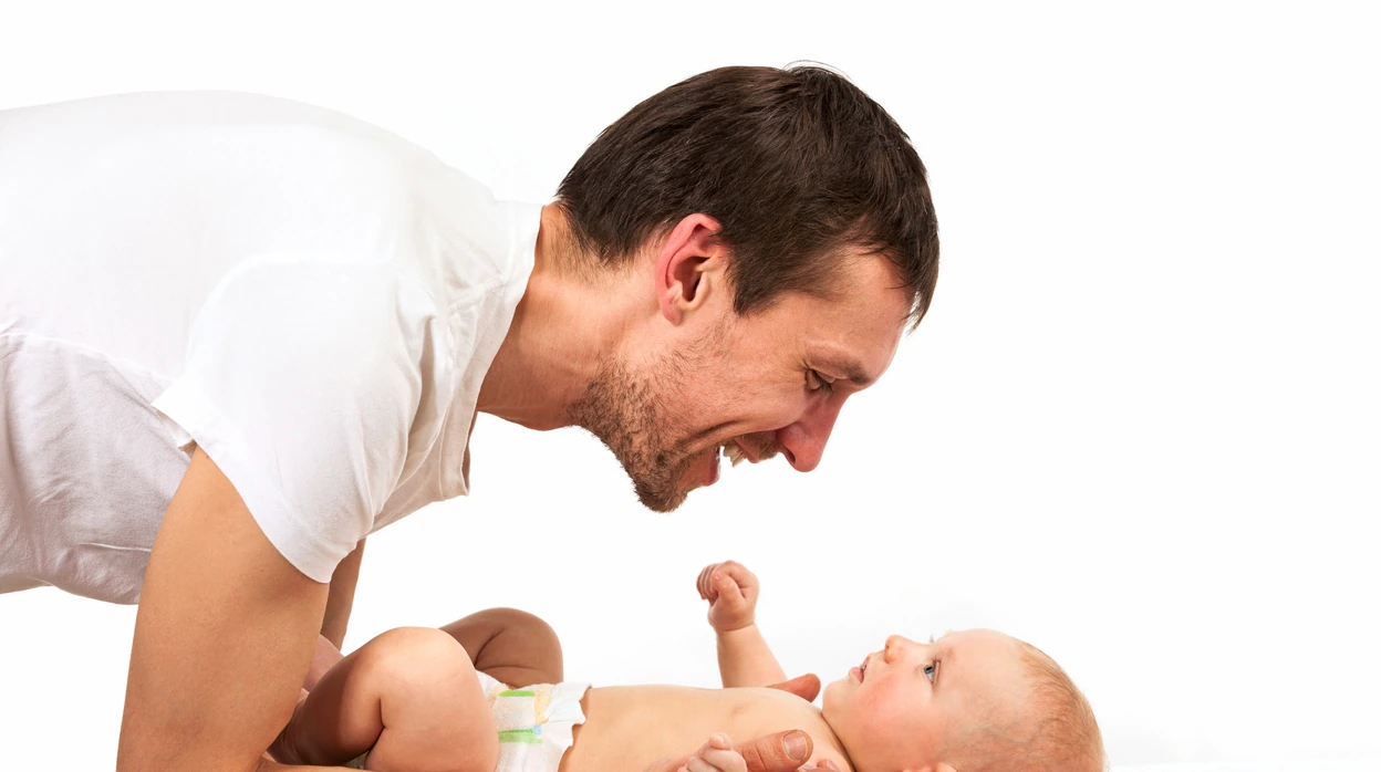 Denuncian que los nuevos permisos de paternidad «impiden la corresponsabilidad»