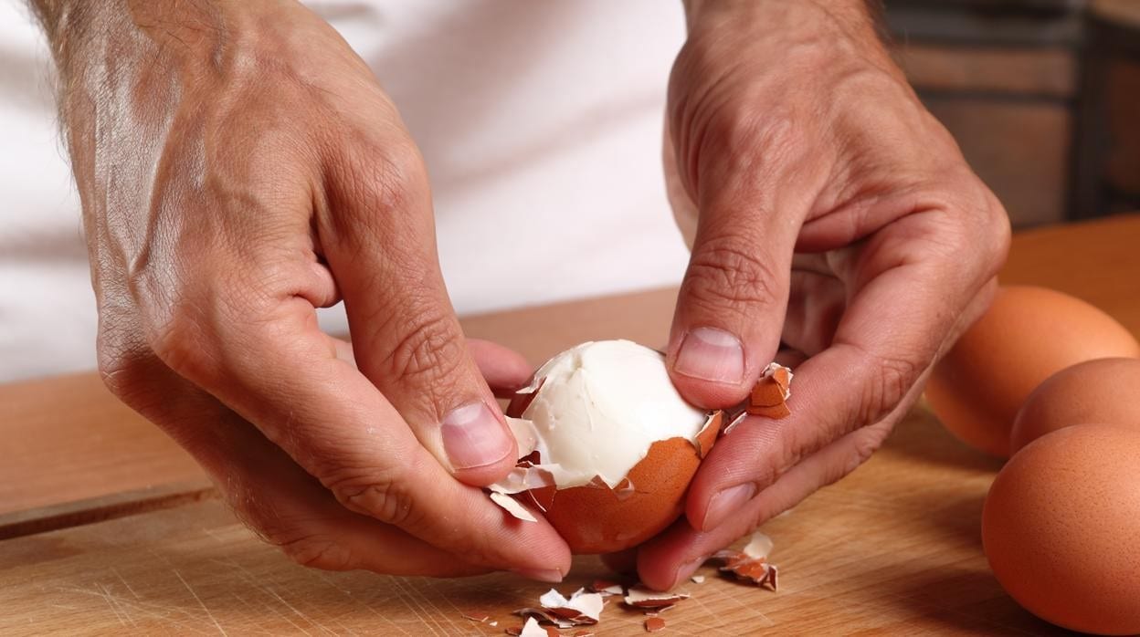 Huevos cocidos: Llevas toda la vida haciéndolos mal
