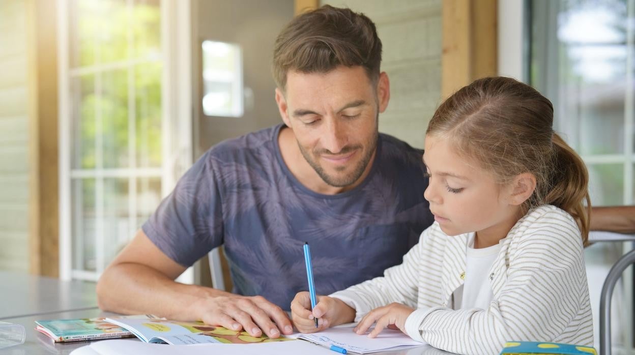 «Los padres deben ser los primeros y principales educadores»