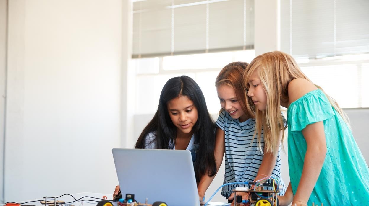 Ciencia y tecnología, en busca del talento femenino