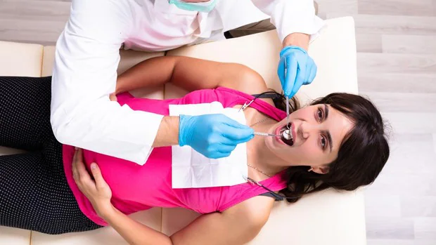 El 38% de las mujeres embarazadas o lactantes tiene miedo de ir al dentista