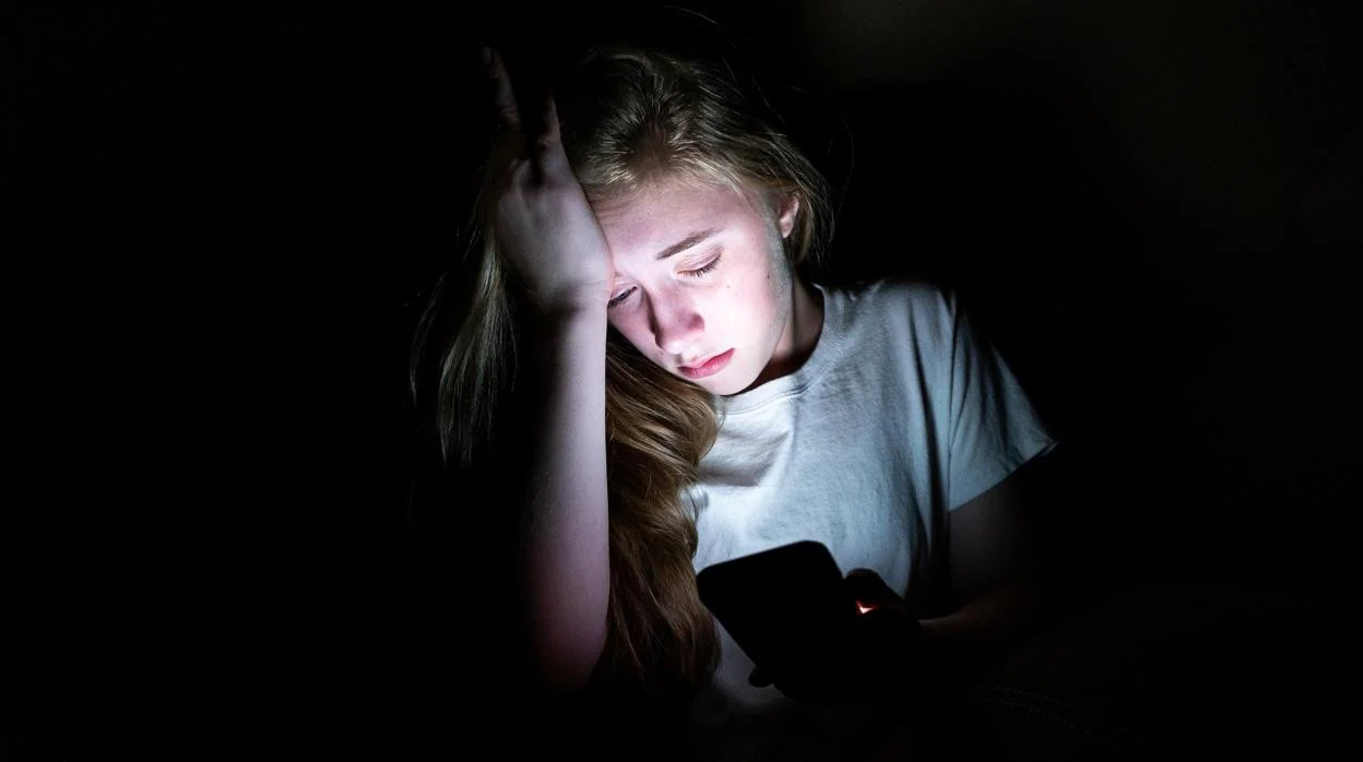 El 11% de los jóvenes con adicción a las redes sociales derivan en una depresión