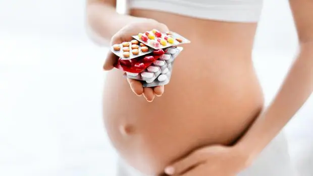 Estas son las vitaminas que no pueden faltar antes y durante el embarazo
