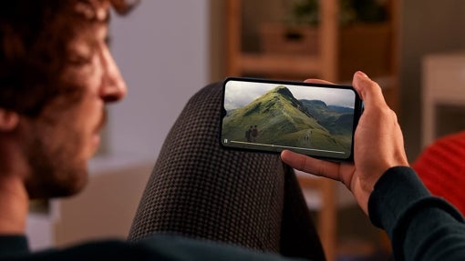 Mejores móviles baratos por debajo de 200€