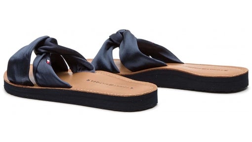 Sandalias planas color negro