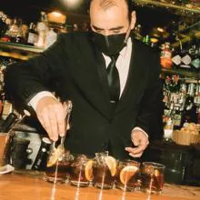 Javier Rufo, barman histórico del Bar Cock