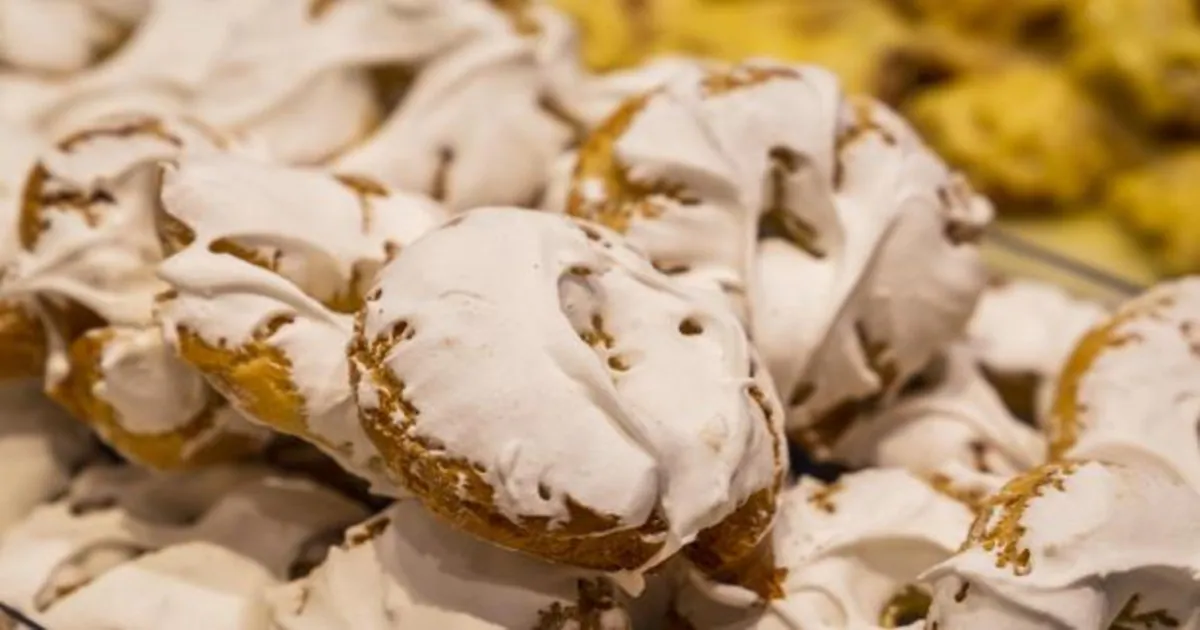 Las míticas rosquillas madrileñas de las Fiestas de San Isidro, paso a paso