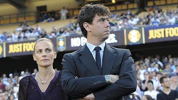 La crisis acecha a Andrea Agnelli y Emma Winter