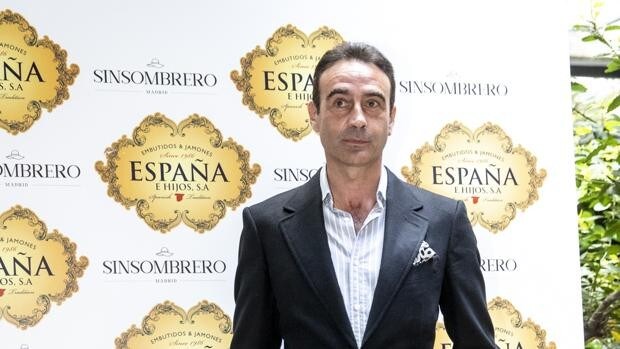 Enrique Ponce, a la prensa del corazón: «Menudo verano me habéis dado»