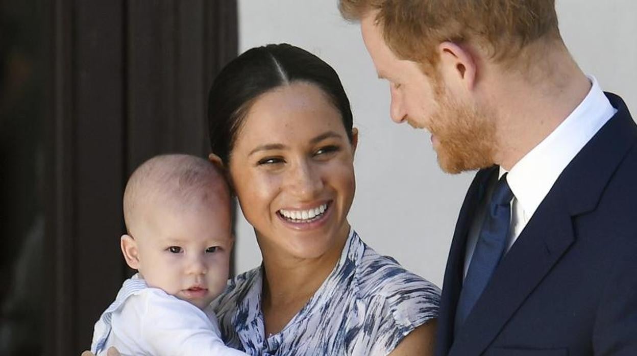 El Príncipe Harry y Meghan Markle, con su primer hijo