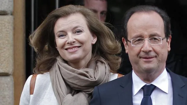 La venganza de la ex de François Hollande: «Era pequeño, gordo, calvo y feo»