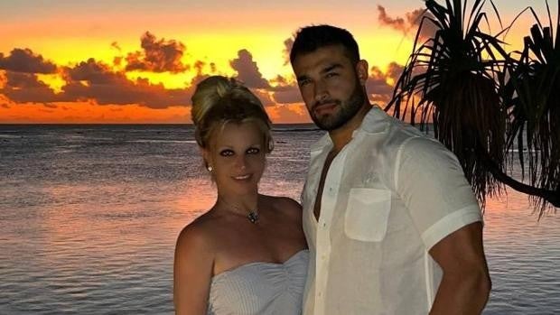 Britney Spears y Sam Asghari podrían haberse casado en secreto