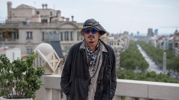 Johnny Depp, de vacaciones por Europa durante el receso de su juicio