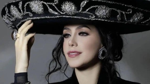 La cantante mexicana Yrma Lydya, asesinada por su marido en un restaurante tras pedirle el divorcio