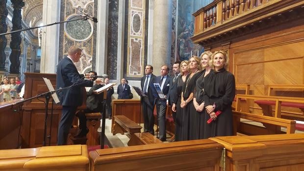 El grupo 'Siempre Así' cumple 30 años y lleva la Salve Rociera a El Vaticano