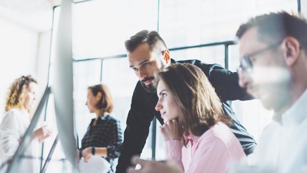 LOS MEJORES PONENTES QUE APLICAN UN ENFOQUE PRÁCTICO