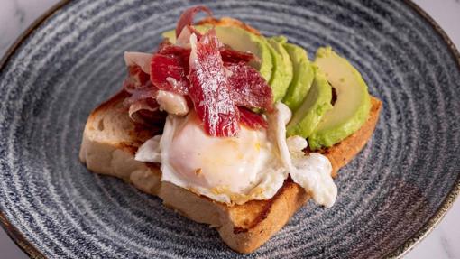 Uno de las opciones de brunch en La Tienda de Vélez