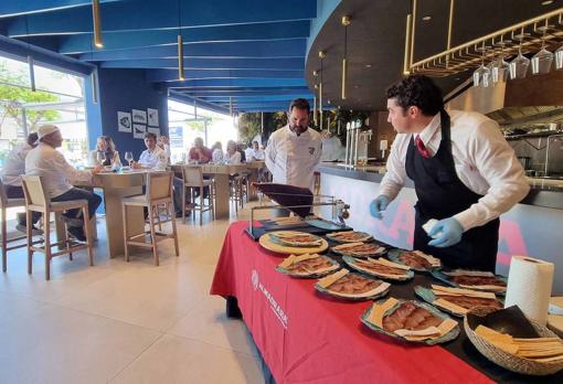 El cortador de jamón, en Cooking Almadraba