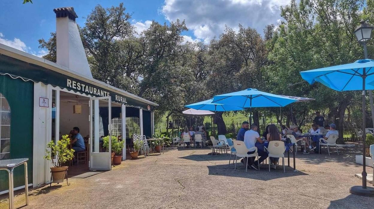 La terraza del Mesón Los Alamillos, en Grazalema