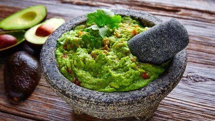 Cómo hacer Guacamole mexicano. Receta fácil y rápida