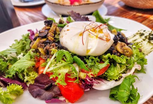 La ensalada de burrata