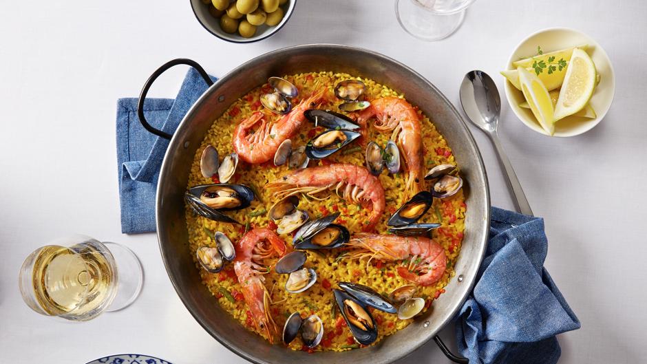 Así se cocina la paella valenciana paso a paso