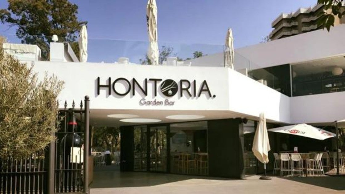 Hontoria Garden Bar