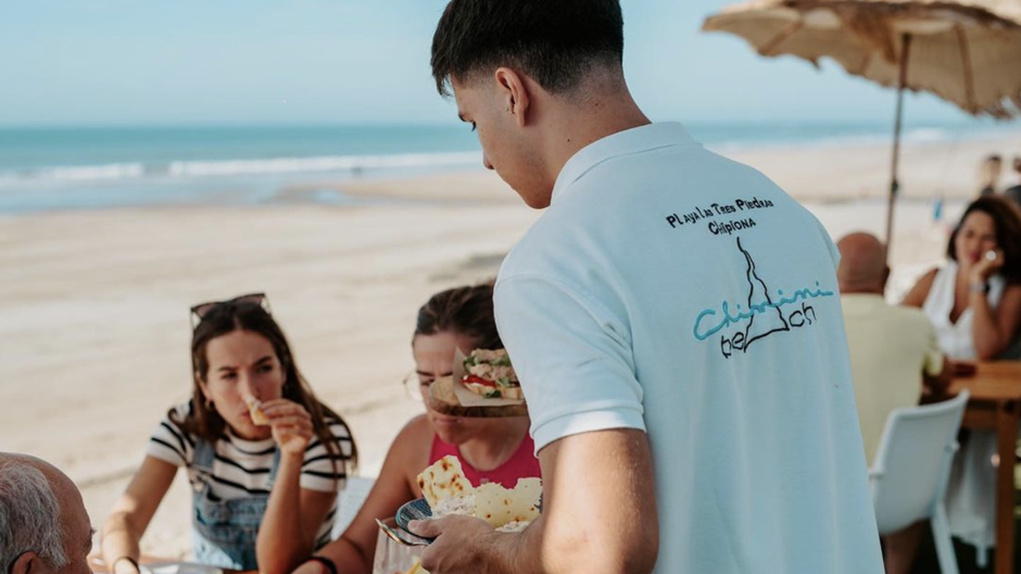 Diez chiringuitos para disfrutar del verano y la gastronomía en la provincia de Cádiz