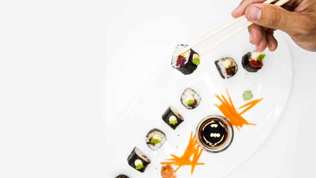 mezklazaharasushiok. Makis y uramakis, otra de las propuestas de Mezkla Zahara.