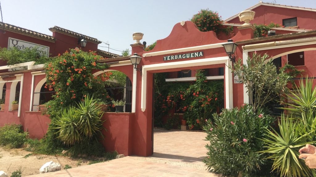 restaurante yerbaguena en campillos. 