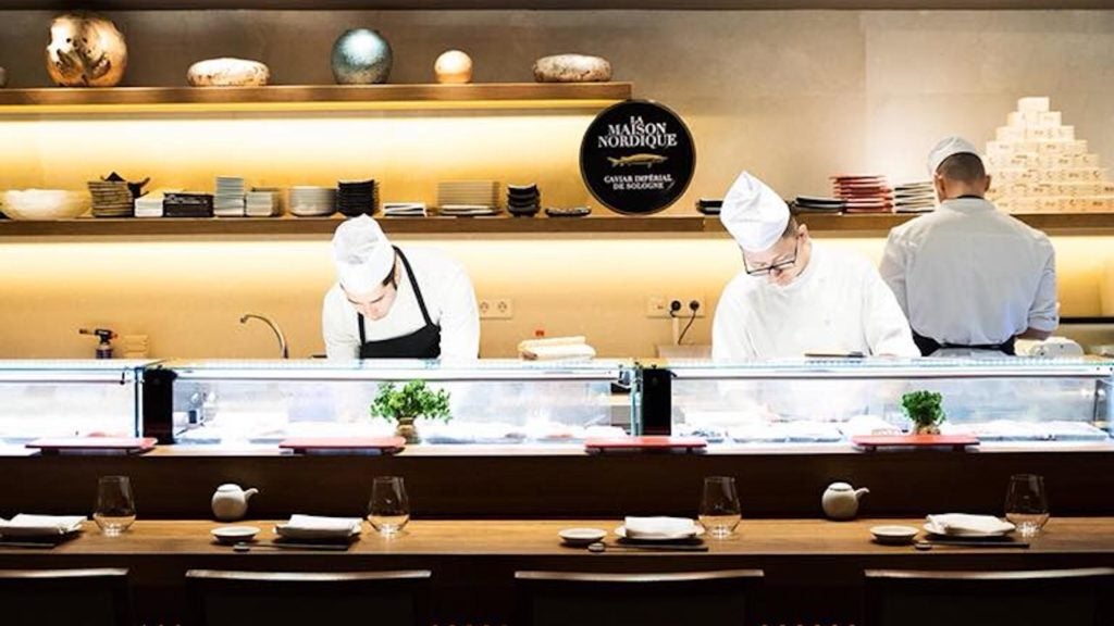 restaurante nobu en hotel puente romano en marbella. 