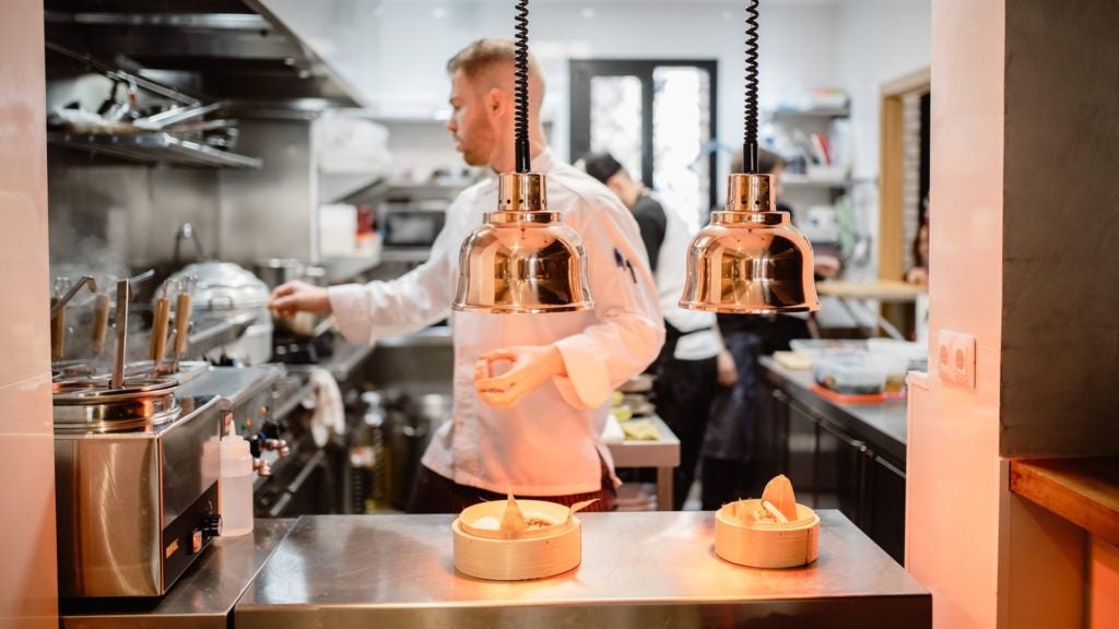 Alejandro Salido, Rui Junior y Sergio del Río están al frente de Fideo Ramen, situado en el barrio del Soho.. Alejandro Salido, Rui Junior y Sergio del Río están al frente de Fideo Ramen, situado en el barrio del Soho.