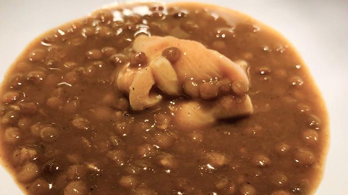 lentejas de kaleja restaurante. 