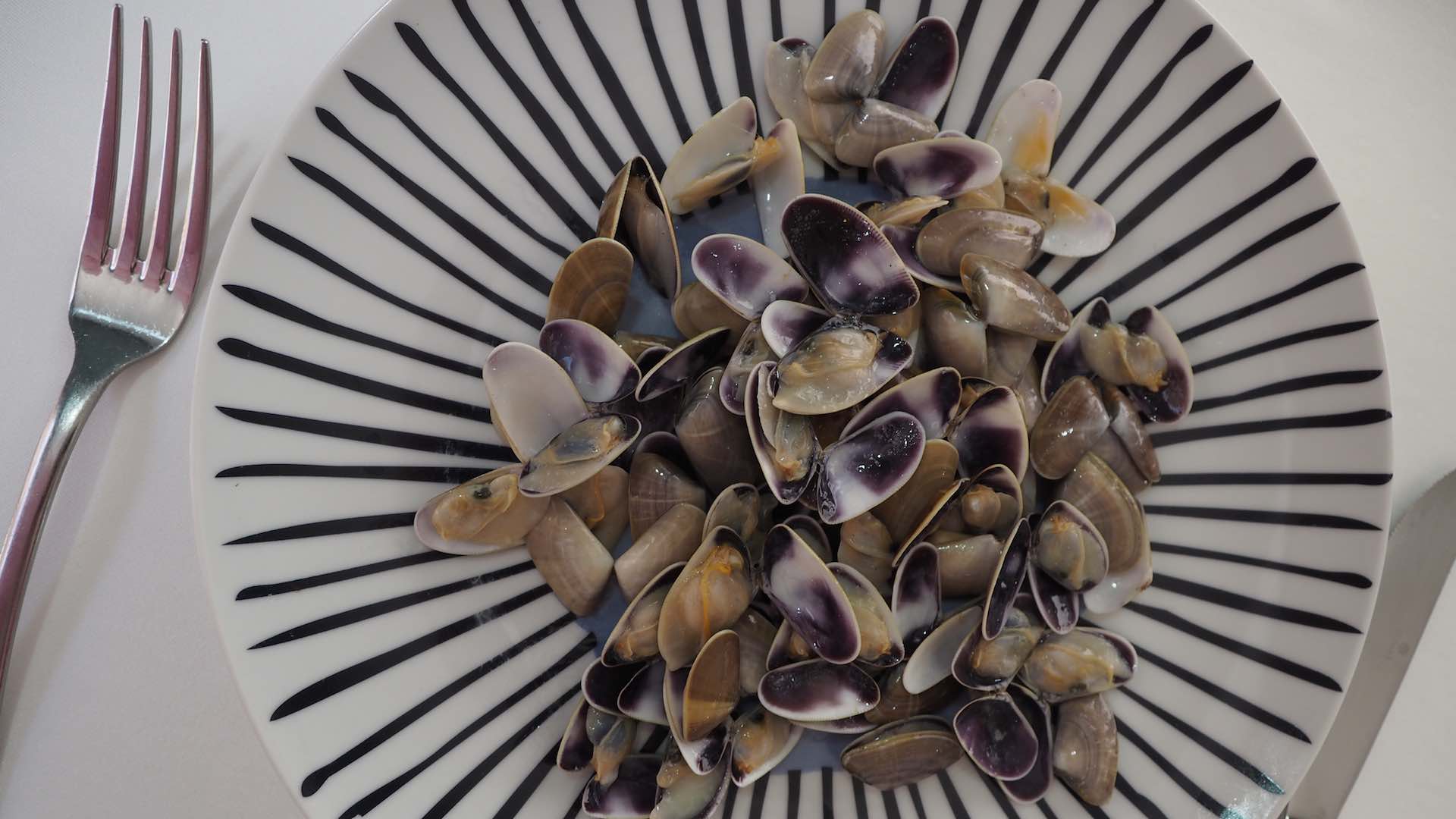 Los secretos de... Las coquinas fritas del restaurante El Yantar