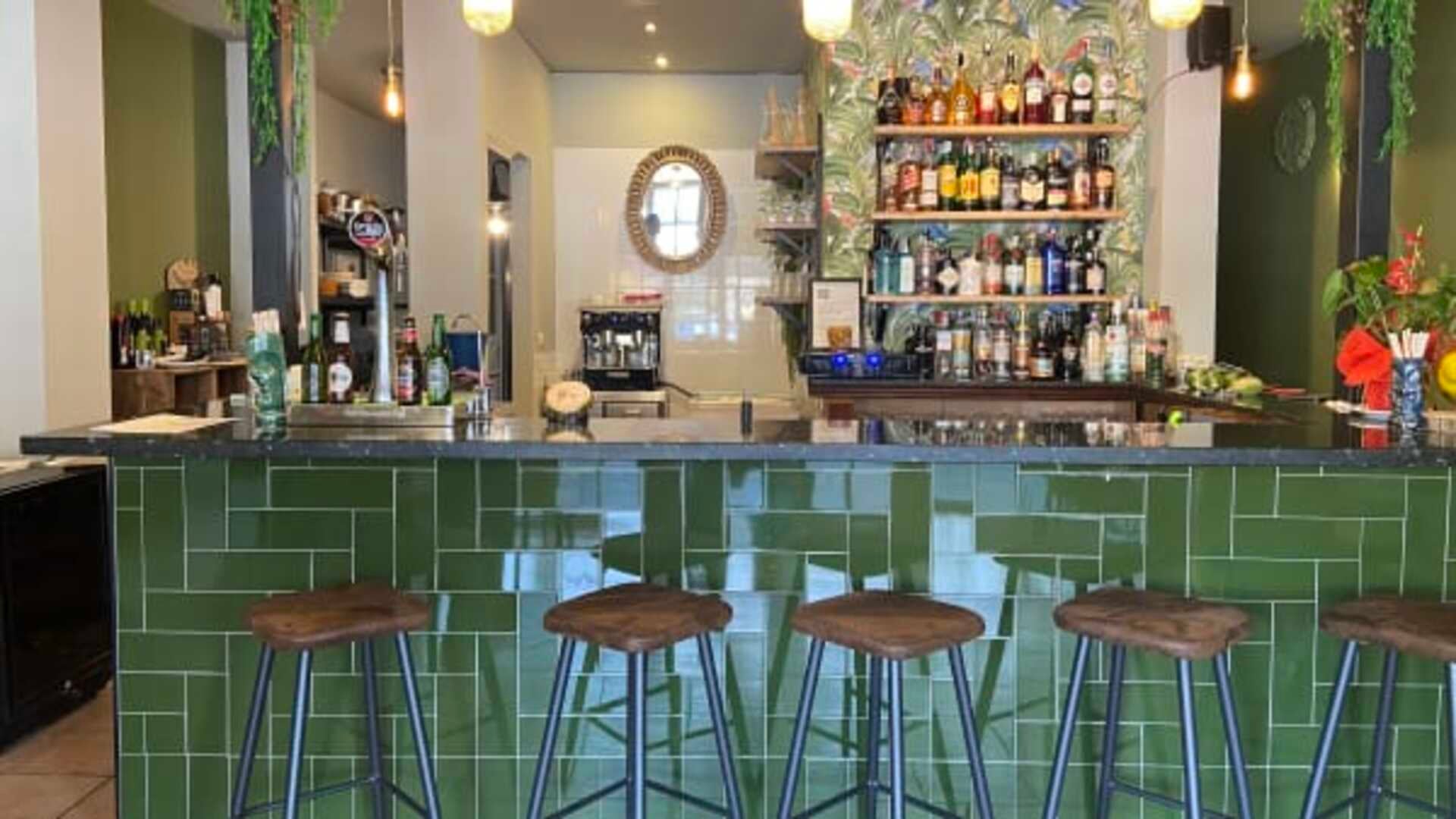 Martirio Limón Food  Drinks