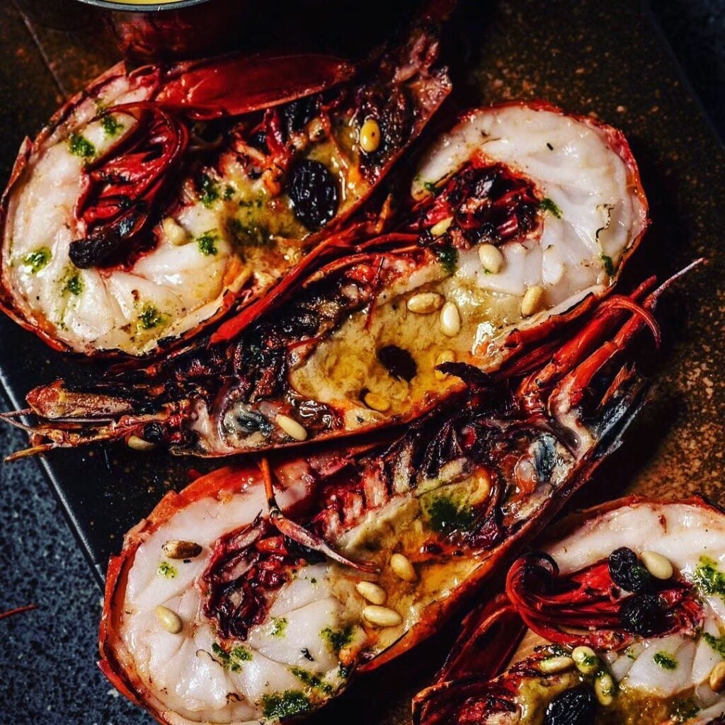 241071855_163169832622170_7147559894126112097_n. 