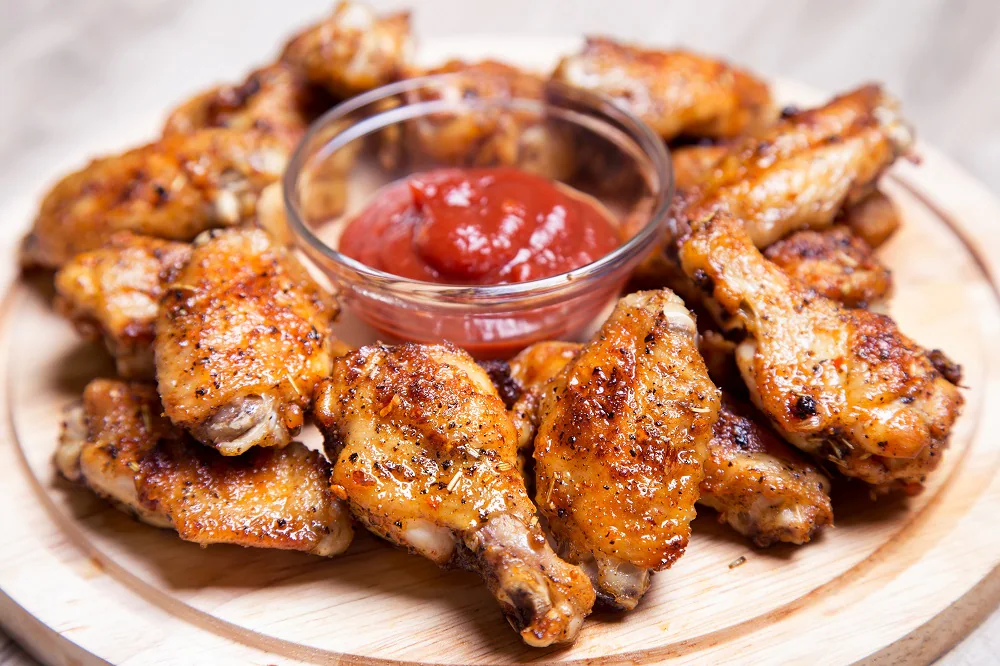 Prueba estas deliciosas recetas con alitas de pollo al horno muy fáciles -  Gurmé