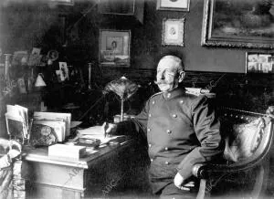 El coronel de artillería Suizo, Mr. Armin Muller, nombrado inspector general de...